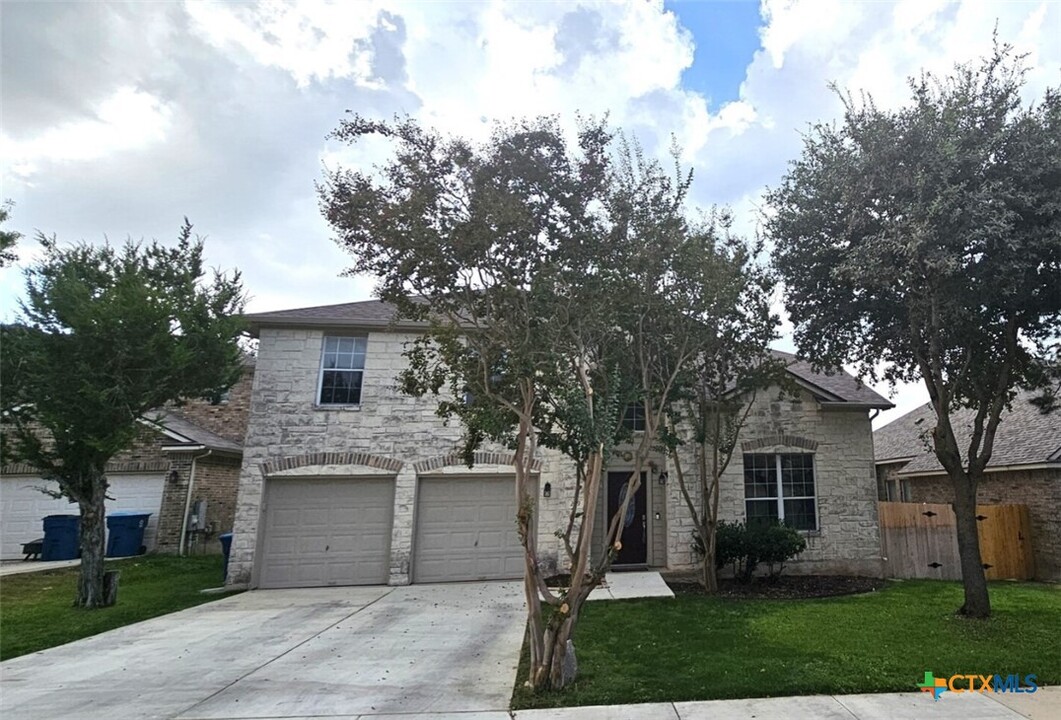 209 Storm Mt Rd in Cibolo, TX - Building Photo