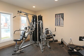 Country Glenn Apartments in Grand Island, NY - Building Photo - Interior Photo