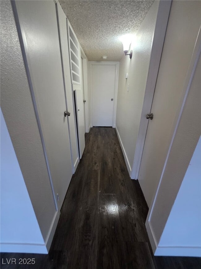 property at 2616 Lynnwood St