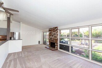 4654 Glacier Ave in San Diego, CA - Building Photo - Building Photo