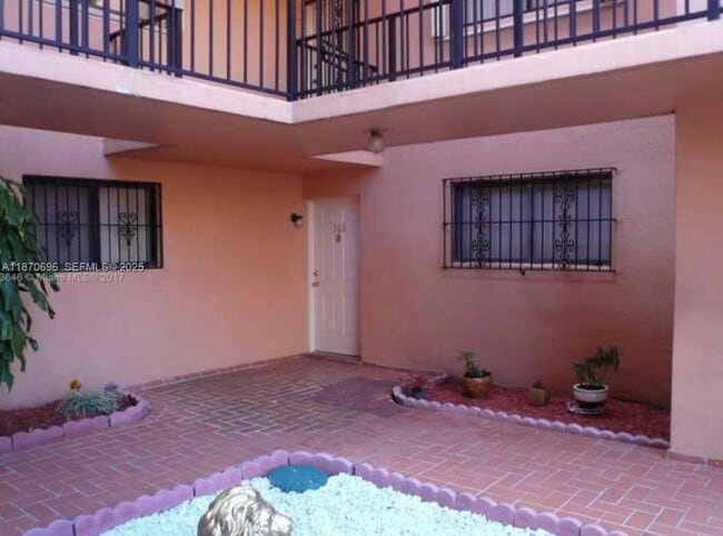 property at 1290 W 41st St