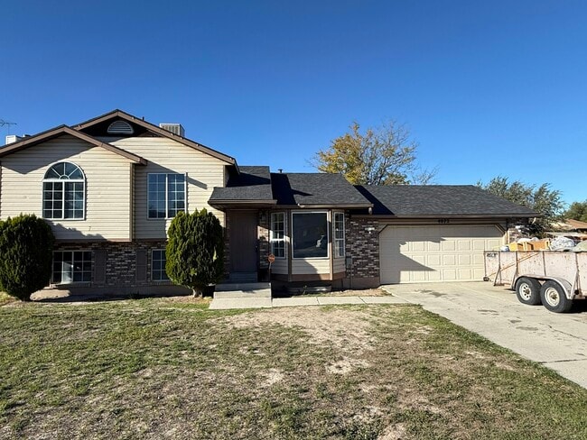 property at 4072 W 3670 S