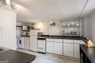 861 Charles Allen Dr NE in Atlanta, GA - Building Photo - Building Photo