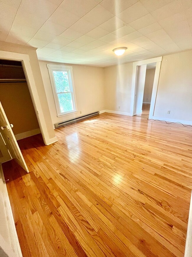 property at 443 Walnut St