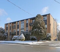 11 Osborne St in Cambridge, ON - Building Photo