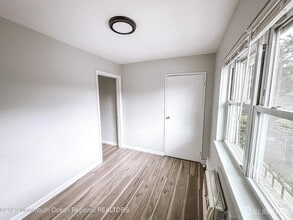 289 Main St in Spotswood, NJ - Building Photo - Building Photo