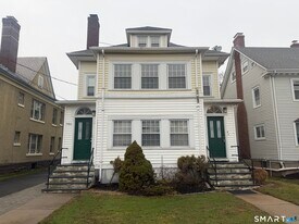 786 Farmington Ave in West Hartford, CT - Building Photo