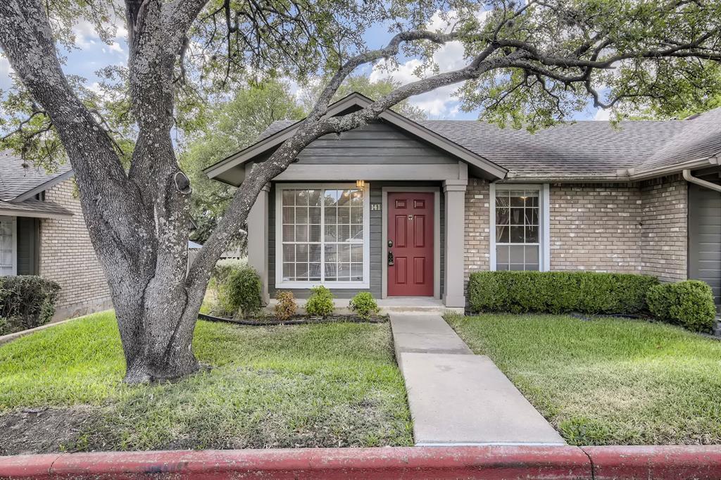 1015 E Yager Ln in Austin, TX - Building Photo