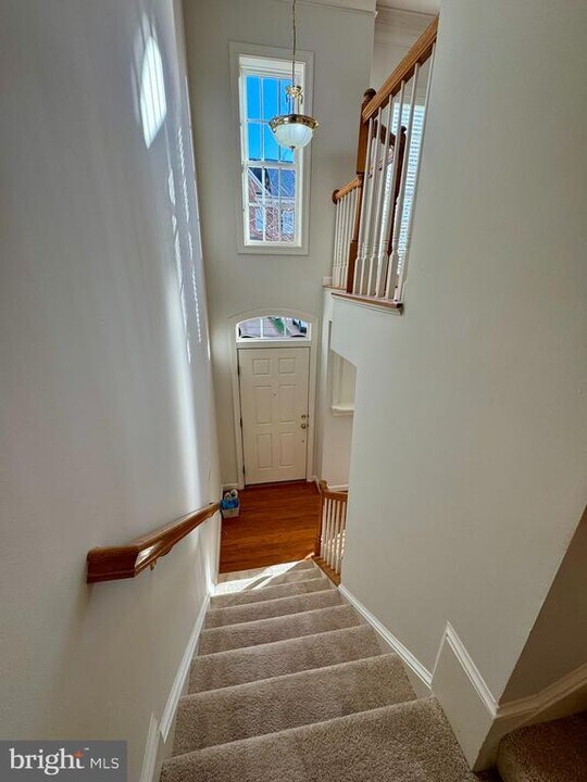 43800 Bent Creek Terrace in Leesburg, VA - Building Photo