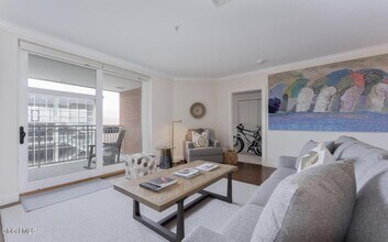 38 High Rock Ave in Saratoga Springs, NY - Building Photo - Building Photo