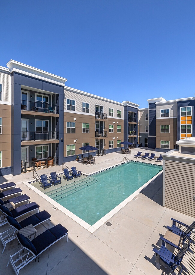Viva Bene 55+ Active Adult Apartment Homes