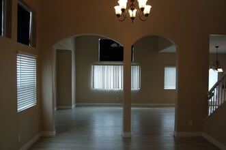 17565 Owen St in Fontana, CA - Building Photo - Building Photo