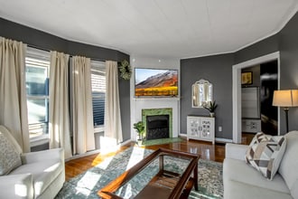 580 Potomac Ave in Buffalo, NY - Building Photo - Building Photo