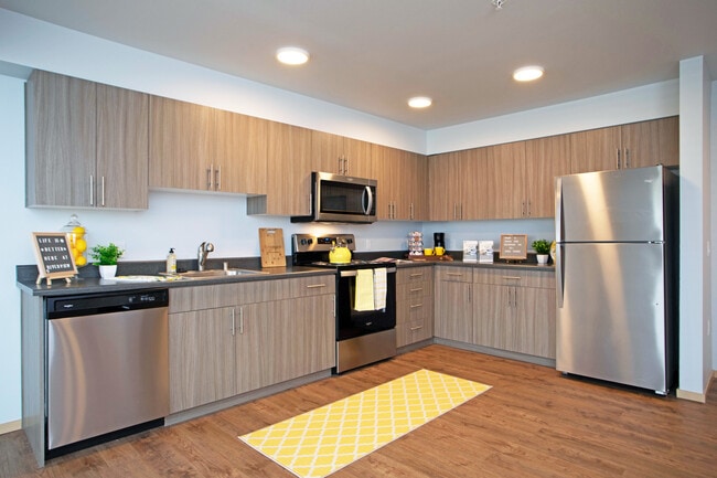 Riverview Apartments in Everett, WA - Foto de edificio - Interior Photo