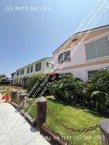 224 Nieto Ave in Long Beach, CA - Building Photo