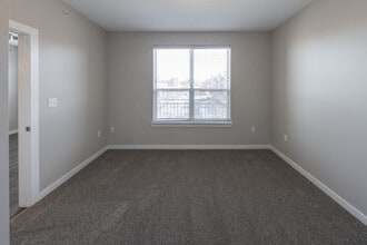 CUE at Aksarben Village in Omaha, NE - Building Photo - Building Photo