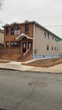 11945 Sutphin Blvd, Unit First floor Apt in Jamaica, NY - Building Photo - Building Photo