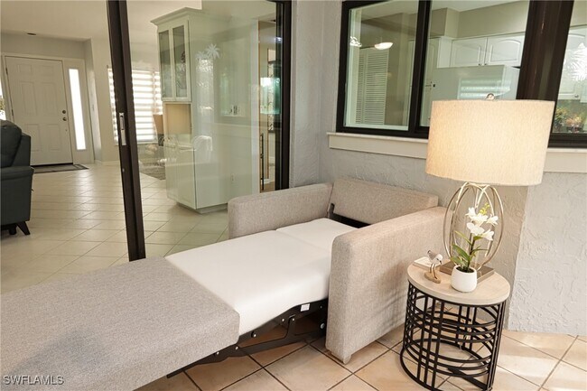property at 736 Reef Point Cir