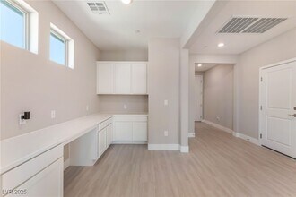 9903 Spinel Pl in Las Vegas, NV - Building Photo - Building Photo