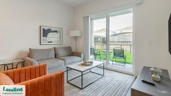 515 Corso Ln in Davenport, FL - Building Photo