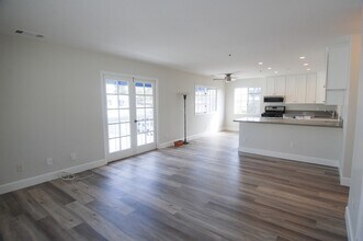 142 W Marquita in San Clemente, CA - Building Photo - Building Photo