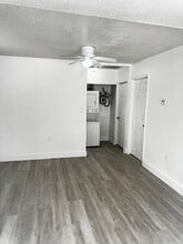 1310 Atlantic Ave in Fort Pierce, FL - Building Photo - Building Photo