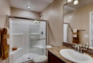 4625 Woolcomber St in Las Vegas, NV - Building Photo - Building Photo