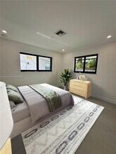 4901 Washington St in Hollywood, FL - Building Photo - Building Photo