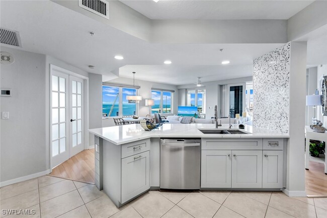 8751 Estero Blvd in Fort Myers Beach, FL - Building Photo - Building Photo