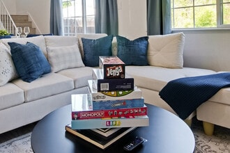 4000 Rhoda Dr in San Jose, CA - Building Photo - Building Photo