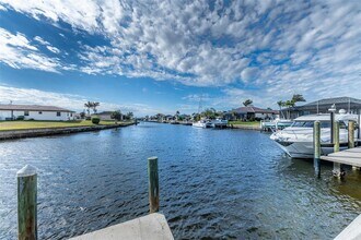 2429 Aqui Esta Dr in Punta Gorda, FL - Building Photo - Building Photo