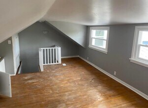 201 Elm Ave in Oconto, WI - Building Photo - Building Photo