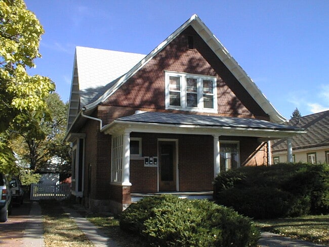 915 N Weber St, Unit MAIN FLOOR
