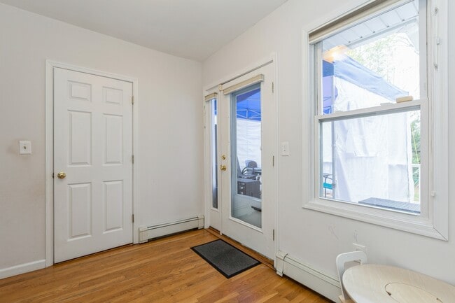 39 Linwood Ave in Cresskill, NJ - Building Photo - Building Photo