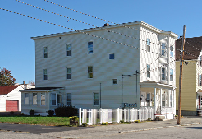 276 Silver St in Manchester, NH - Building Photo - Building Photo