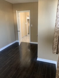 9627 Hickory St photo'