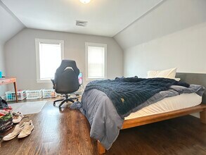 24 Pearson Rd, Unit 3 in Somerville, MA - Building Photo - Building Photo