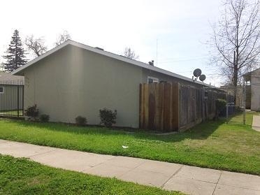 308 W 20th St in Merced, CA - Building Photo