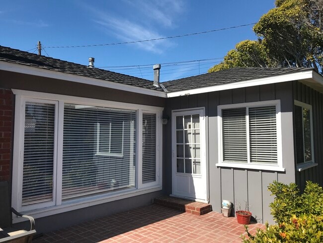 1304 S Irena Ave, Unit GuestCottage