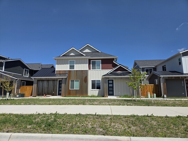 property at 4819 Harvest Pkwy