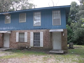 44051 Stein Rd, Unit 2 in Hammond, LA - Building Photo