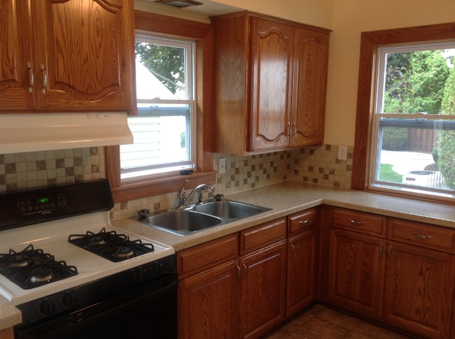 1118 W Summer St in Appleton, WI - Building Photo - Building Photo