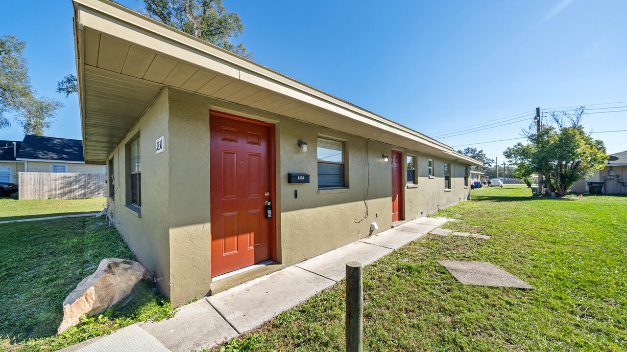 1236 Josephine St in Lakeland, FL - Building Photo