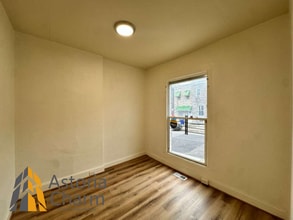 2542 W Fayette St in Baltimore, MD - Building Photo - Building Photo