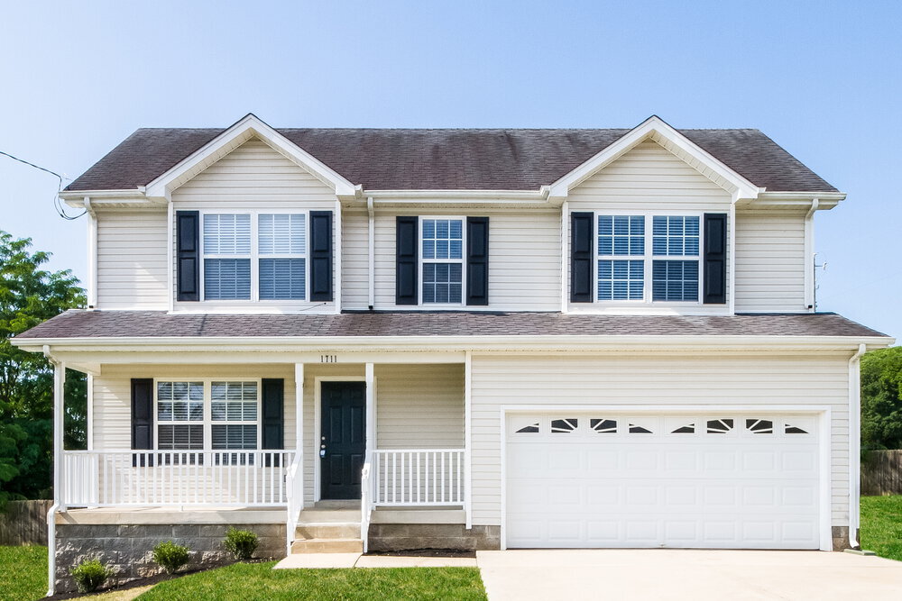 1711 Luton Dr in La Vergne, TN - Foto de edificio