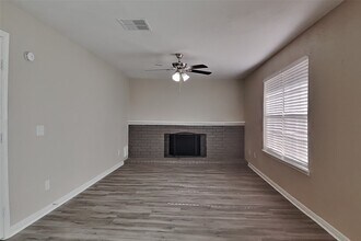 3414 Green Fields Dr in Sugar Land, TX - Building Photo - Building Photo