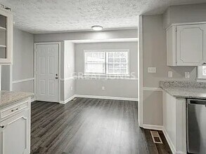 2204 5th Ave in Phenix City, AL - Building Photo - Building Photo