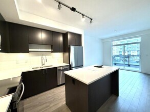 15733-15785 85 Ave in Surrey, BC - Building Photo - Building Photo