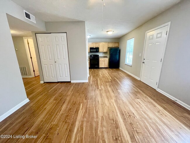 6800 Crawford Crossing Pl in Louisville, KY - Building Photo - Building Photo