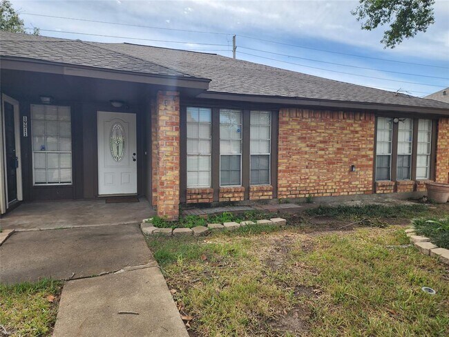 19315 Lazy Valley Dr